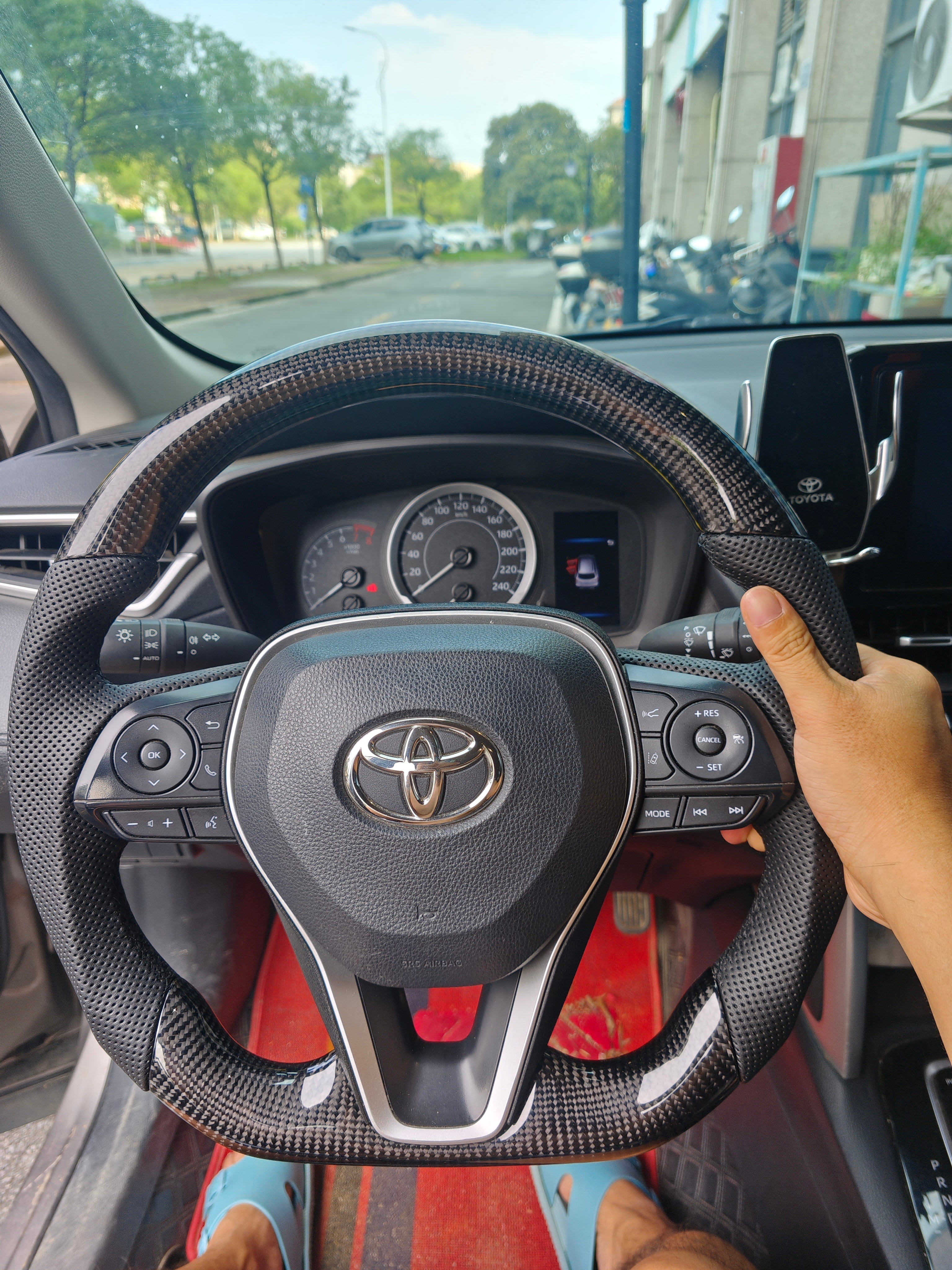 Real Carbon Fiber Custom Steering Wheel for Toyota Camry (2017-2021), Corolla, Avalon