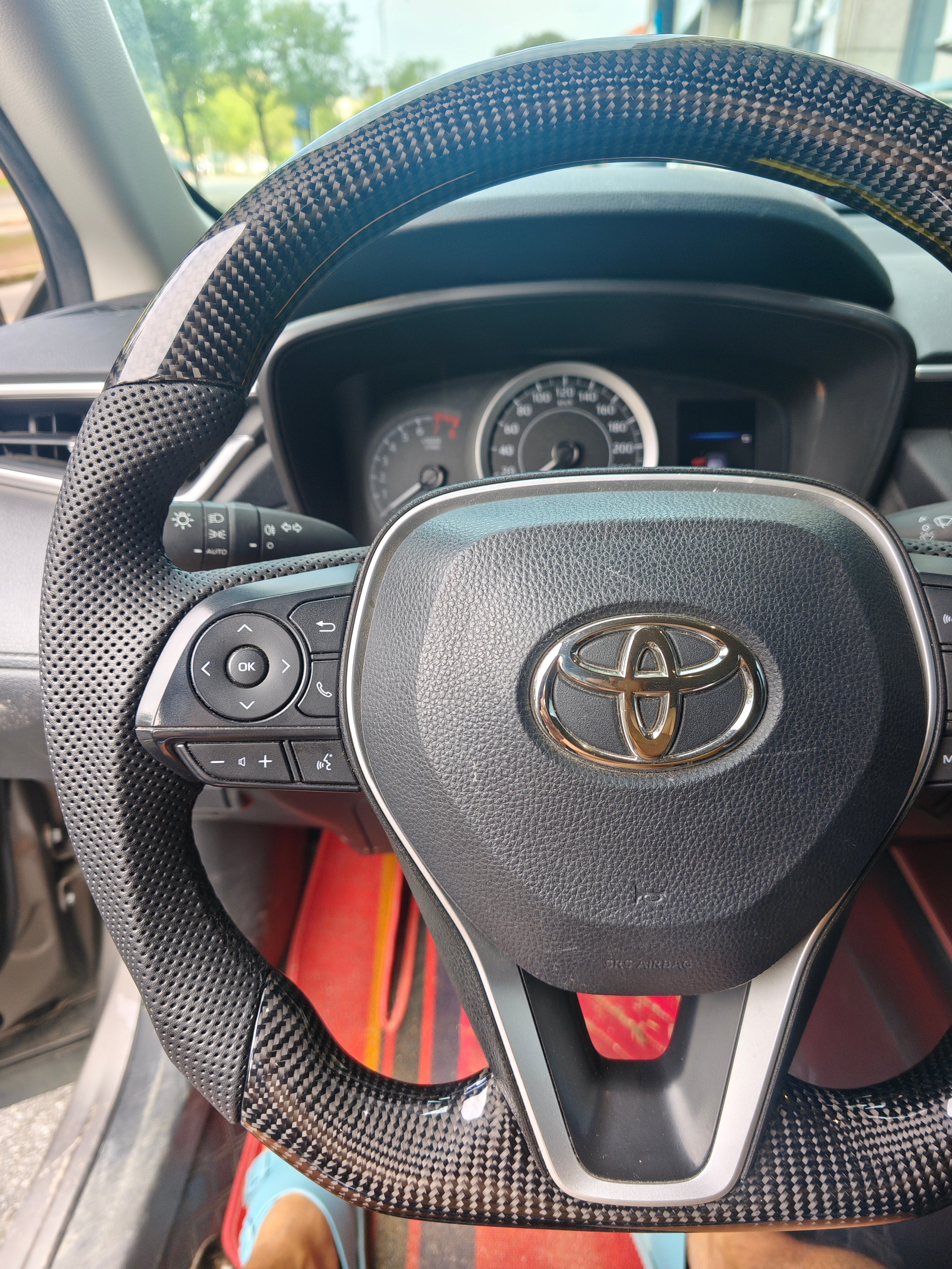 Real Carbon Fiber Custom Steering Wheel for Toyota Camry (2017-2021), Corolla, Avalon